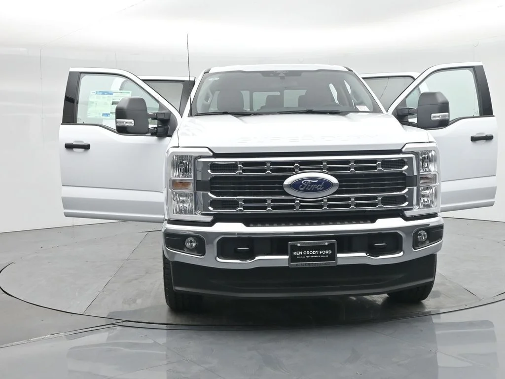 New 2026 White Ford XL image 37