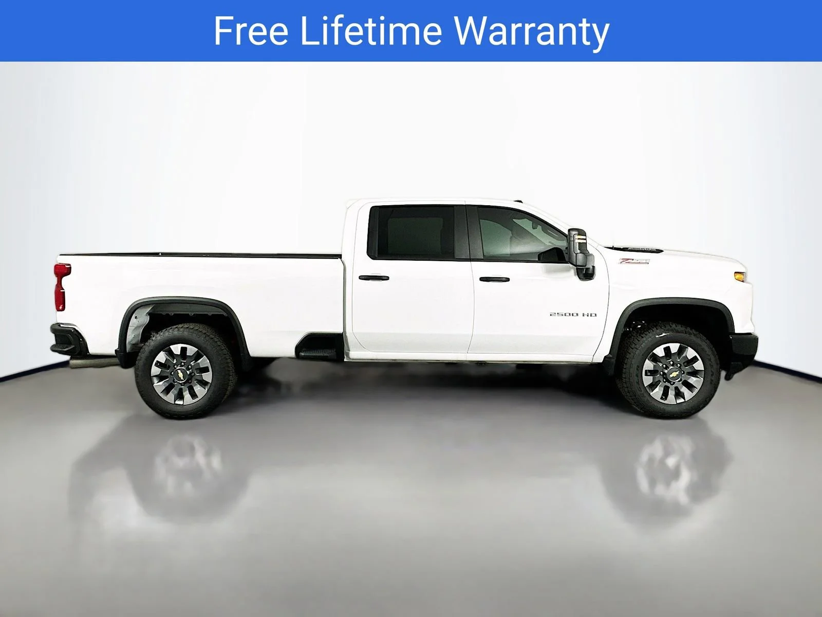 2025 Chevrolet Silverado 2500 HD Custom - Photo 9