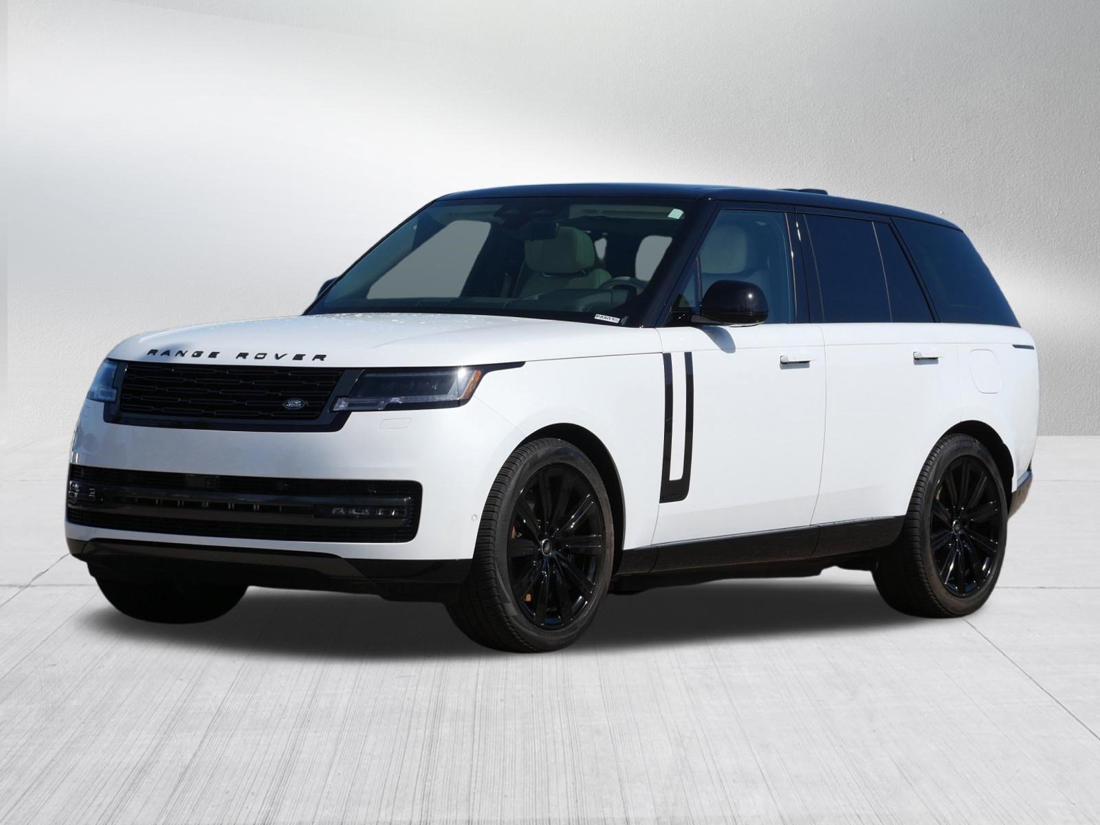 2025 Land Rover Range Rover 3.0 PHEV Autobiography's photo