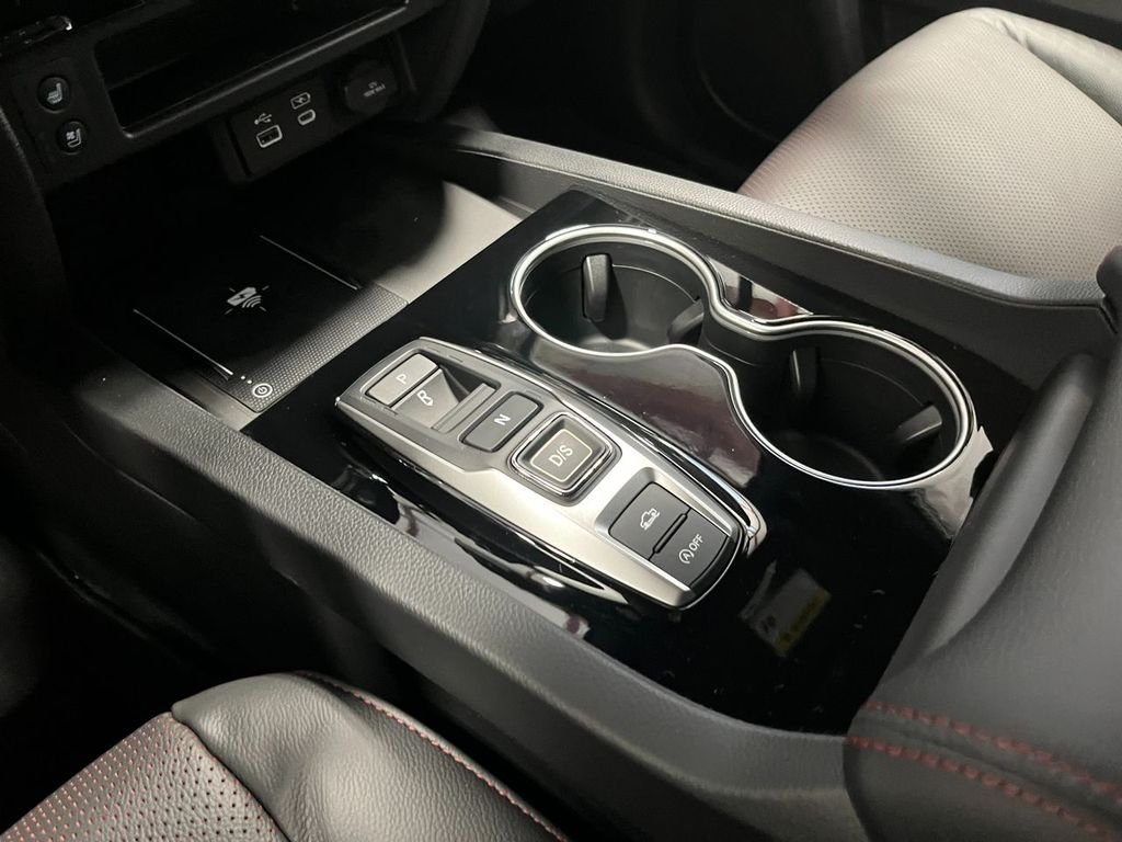 New 2026 Sonic Gray Pearl Honda Black Edition image 24