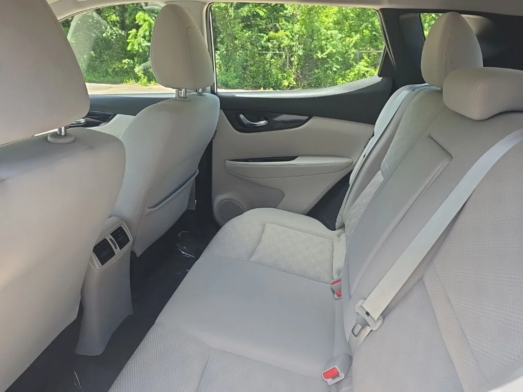Used 2021 White Nissan SV image 10