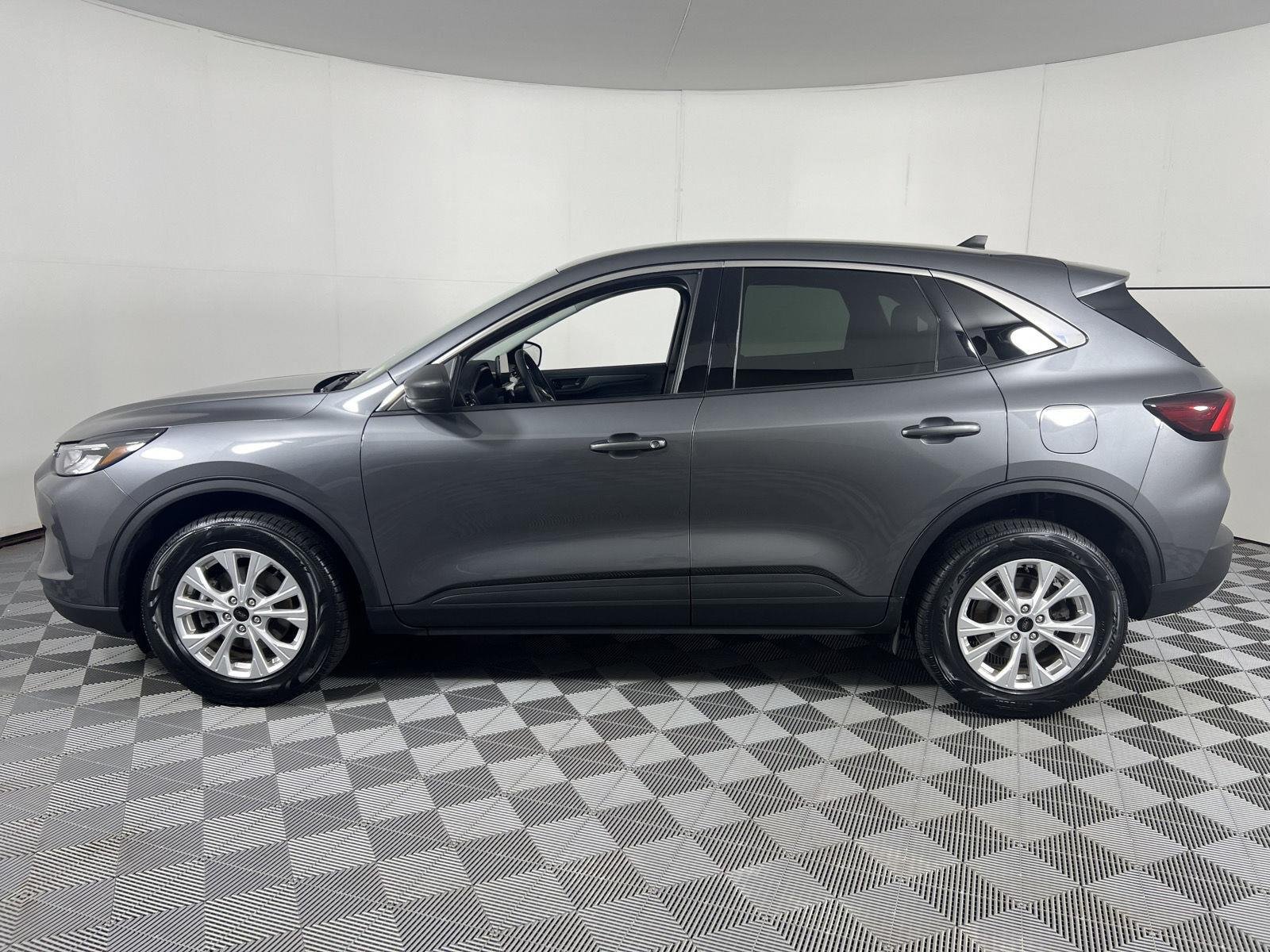 Used 2023 Carbonized Gray Ford Active image 7