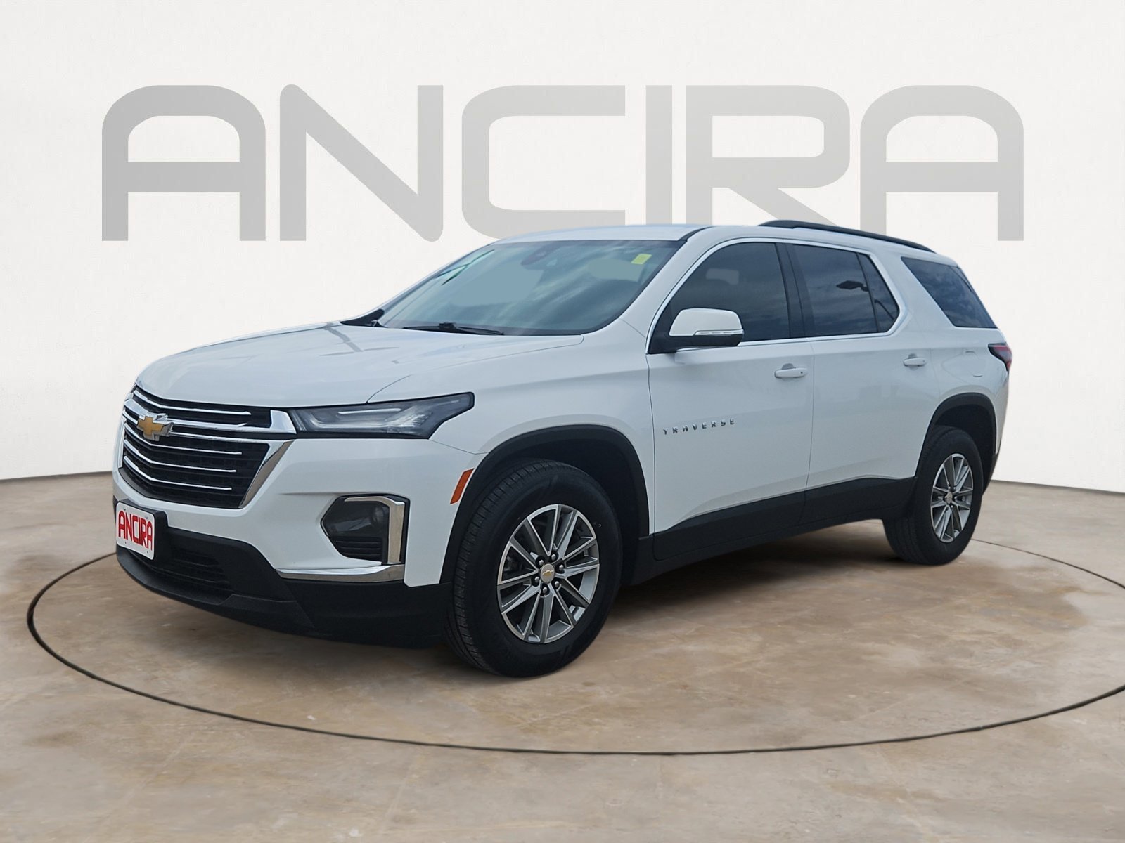 Used 2023 Summit White Chevrolet LT Cloth image 4