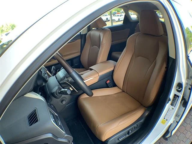 Used 2022 EMINENT WHITE PEARL Lexus 350 image 11