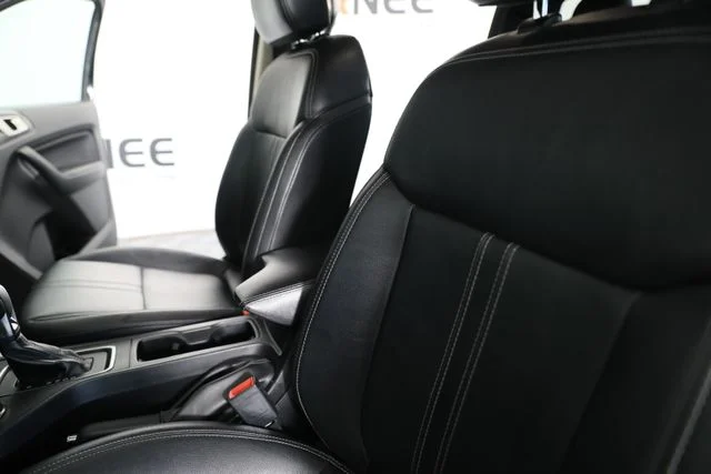 Used 2020 Black Ford Lariat image 18