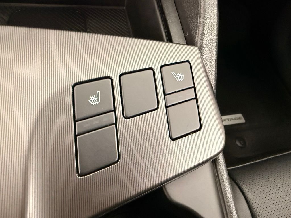 Used 2026 Gravity Gray Kia EX image 27