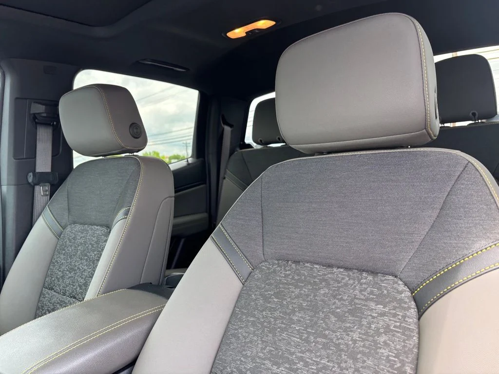 Used 2024 Gray Chevrolet ZR2 image 13