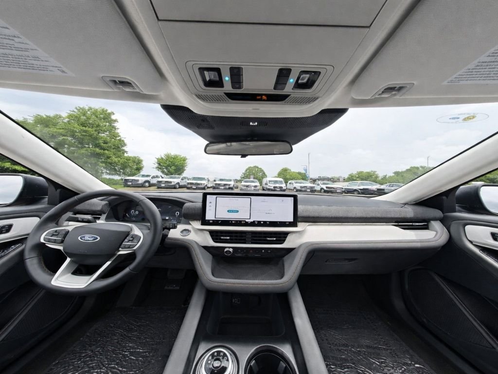 New 2026 Carbonized Gray Metallic Ford Active image 15