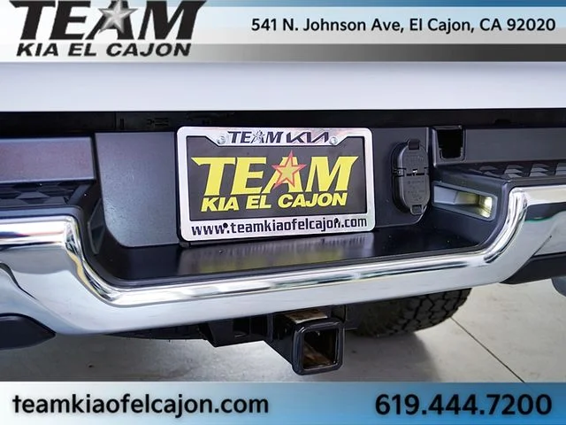 Used 2023 White Ram Big Horn/Lone Star image 18