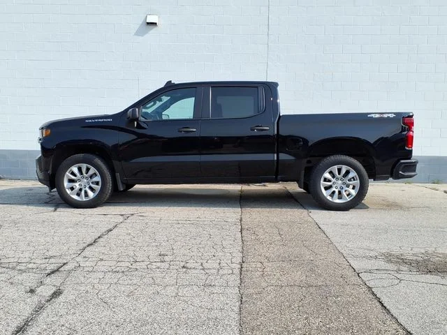 Used 2020 Black Chevrolet Custom image 4