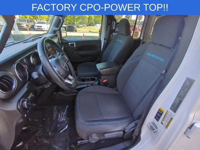 Used 2022 White Jeep Unlimited Rubicon 4xe image 14