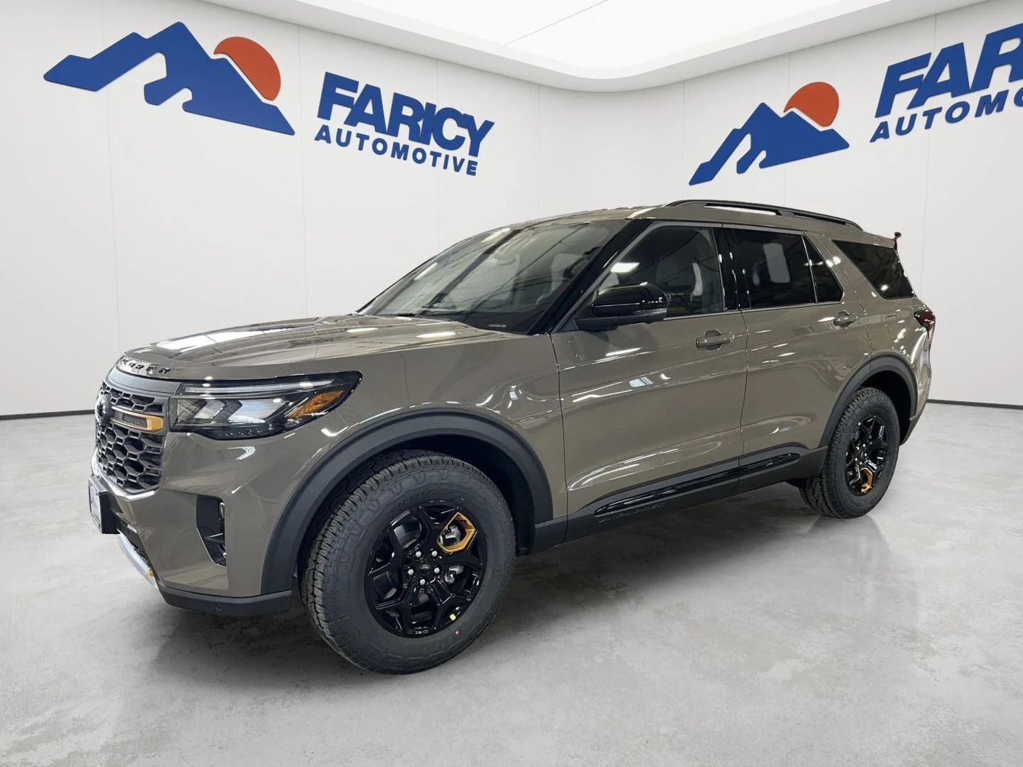 Used 2026 Marsh Gray Ford Tremor image 1