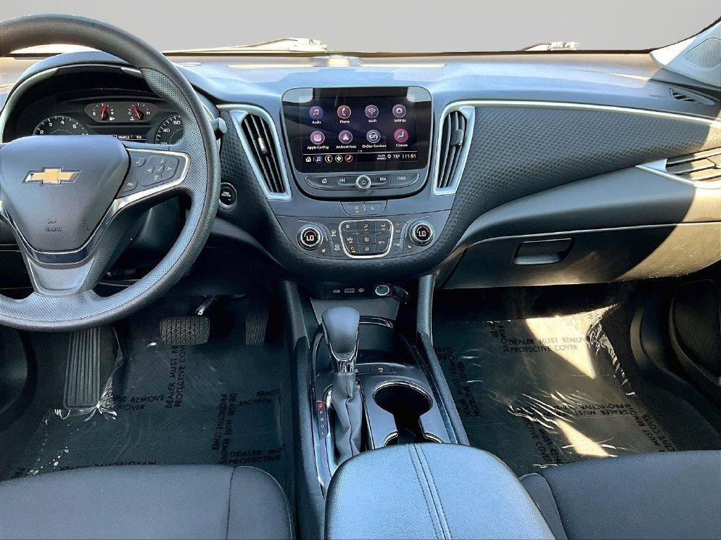 Used 2024 White Chevrolet LT image 9