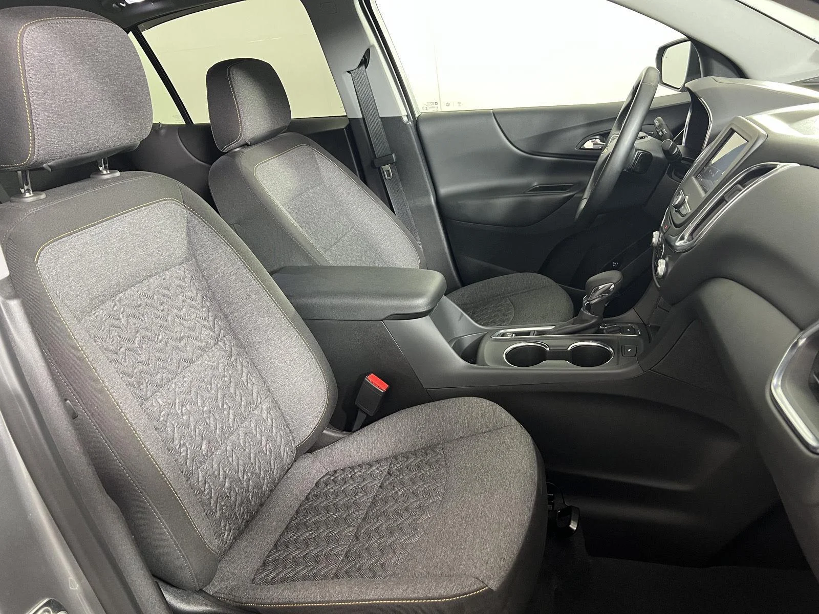 Used 2024 Sterling Gray Metallic Chevrolet LT image 20