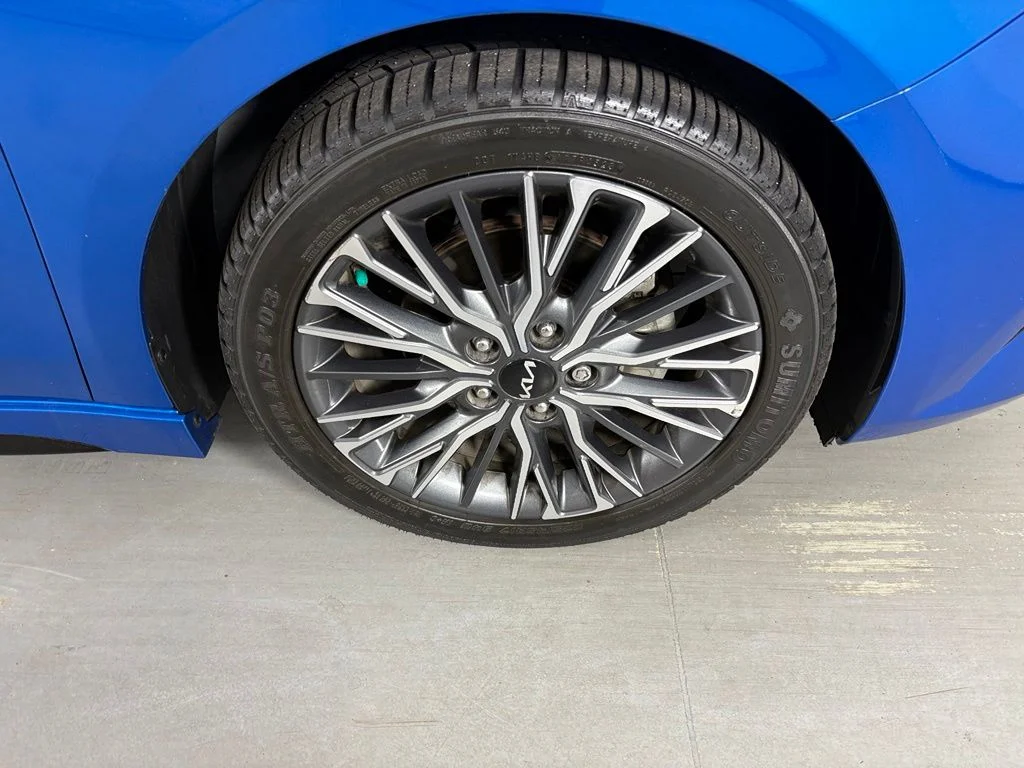 Used 2023 Blue Kia GT-Line image 10