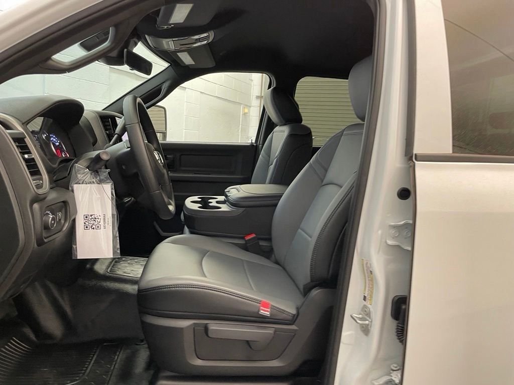 New 2026 Bright White Clearcoat RAM Tradesman image 15