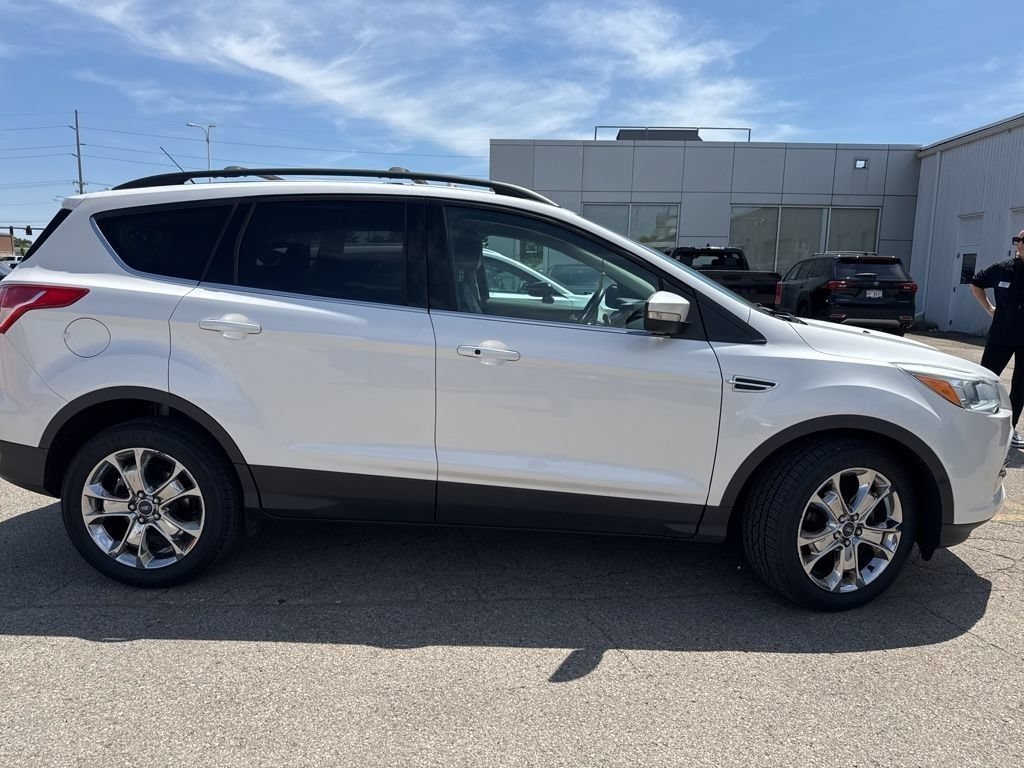 Used 2013 White Platinum Ford SEL image 2