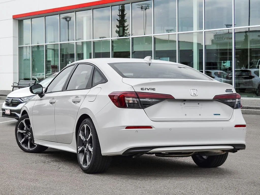 New 2026 Platinum White Pearl Honda SPORT TOURING Everything you want,and nothing was image 4