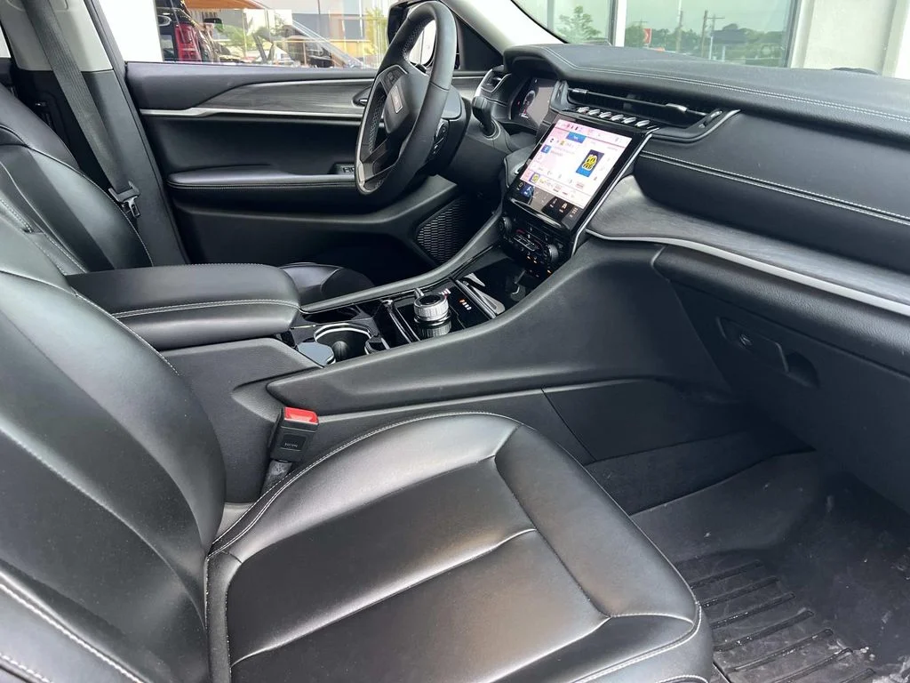 Used 2023 Black Jeep Limited image 12