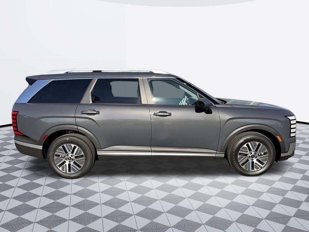 New 2026 Gray Hyundai SEL 7P image 8