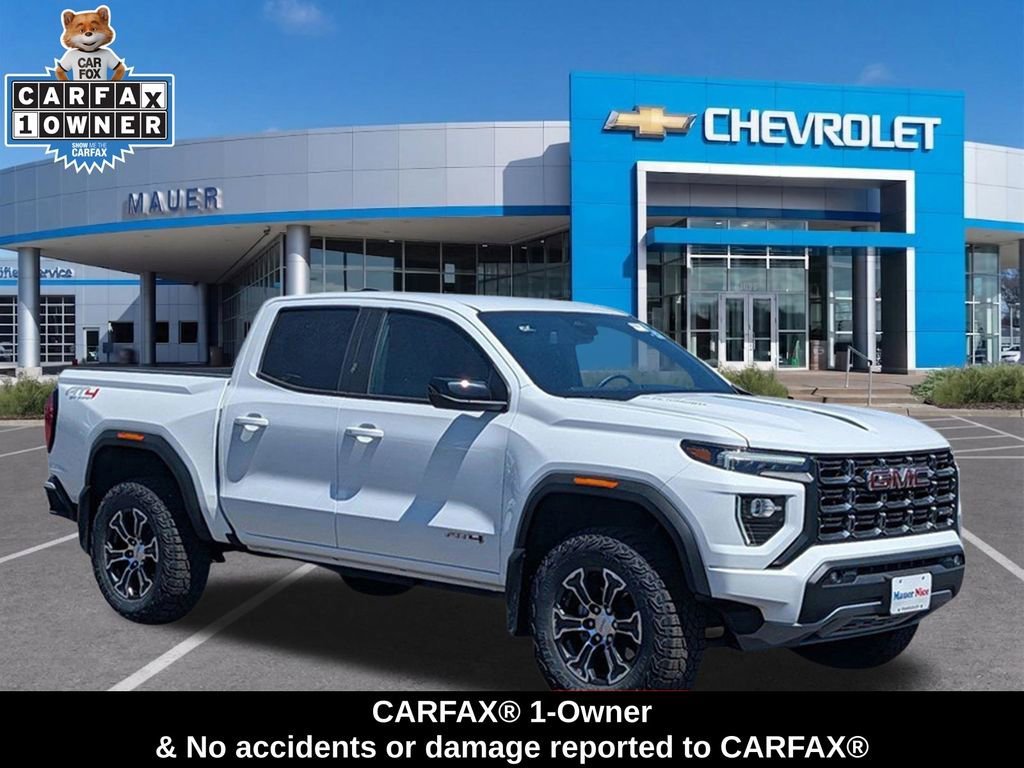 2024 GMC Canyon 4WD AT4 Crew Cab Short Box's photo