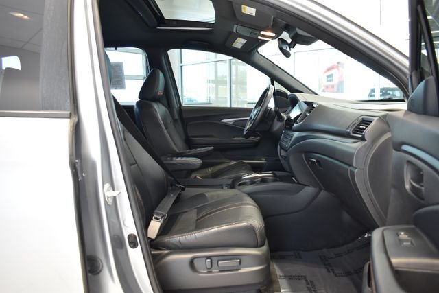 Used 2022 Silver Honda TrailSport image 13