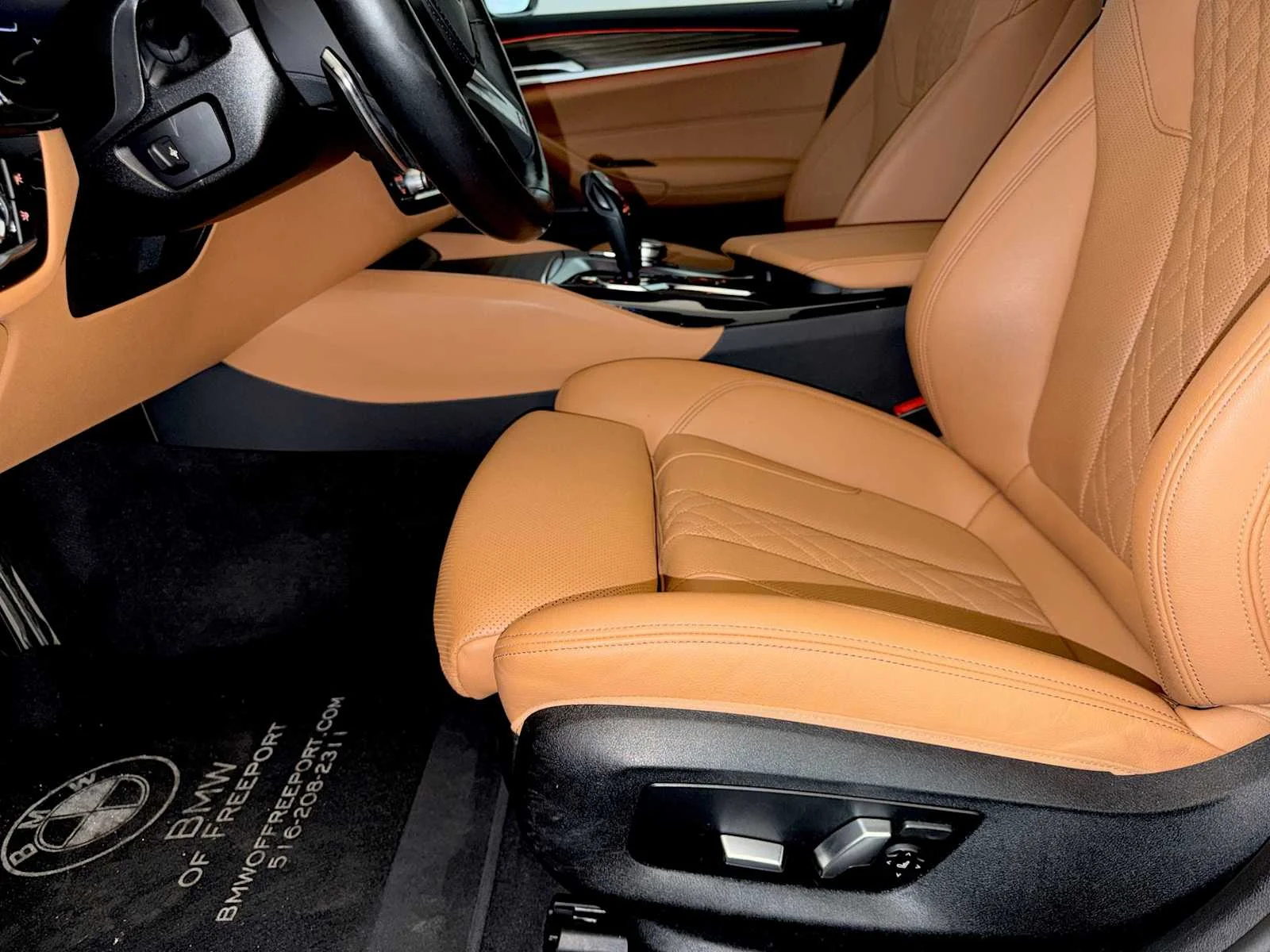 2023 BMW 5 Series 530i - Photo 10