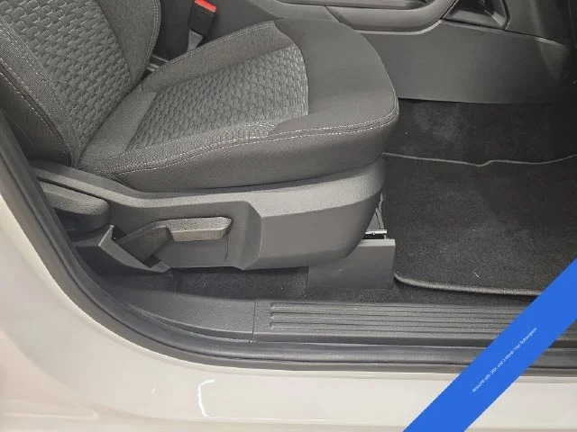 New 2026 Oxford White Ford XLT image 11
