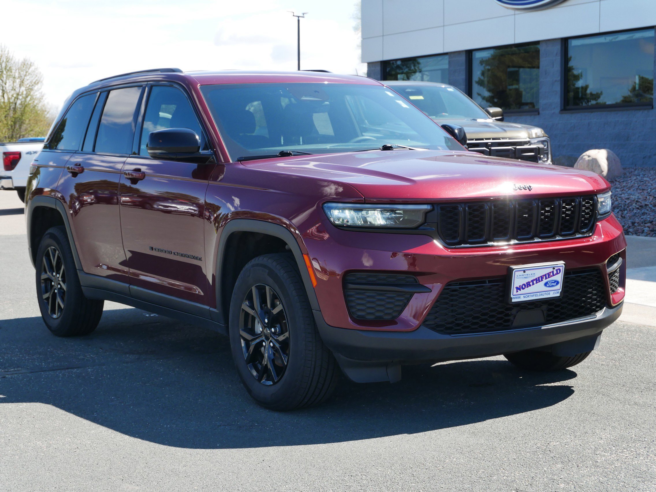 View vehicle photo 2