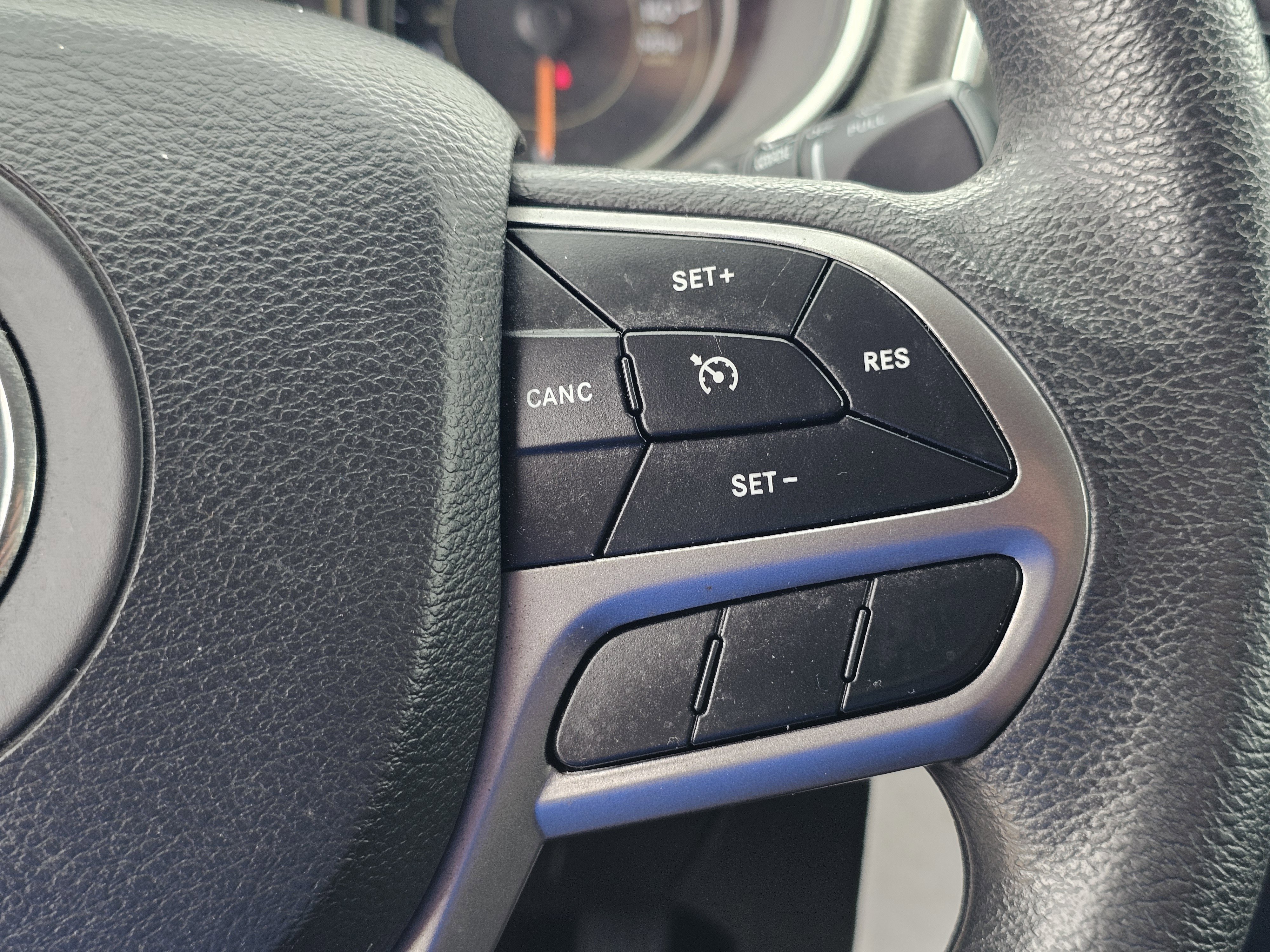 2021 Jeep Cherokee Latitude - Photo 21