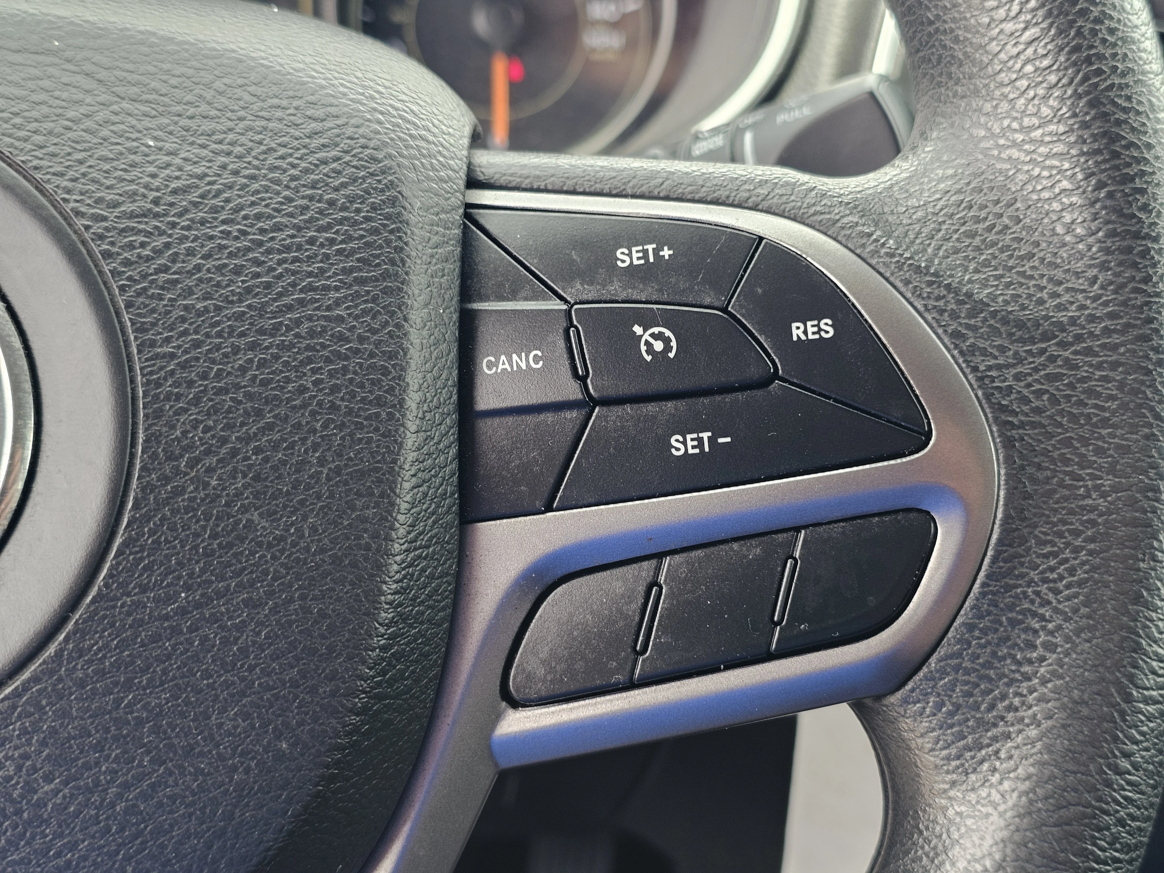 2021 Jeep Cherokee Latitude - Photo 21