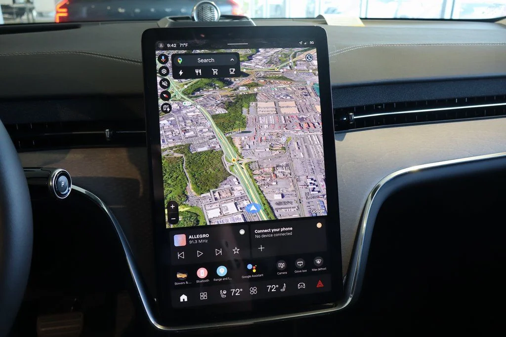 New 2025  Volvo Twin Motor Ultra image 20