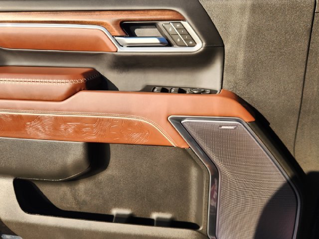 2026 GMC Sierra 3500HD Denali Ultimate - Photo 22