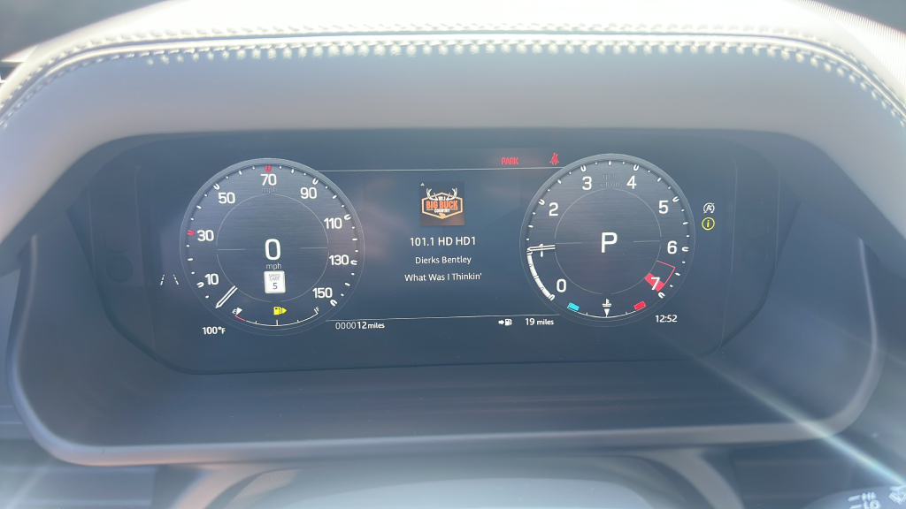New 2026 Santorini Black LAND ROVER X-Dynamic SE image 28
