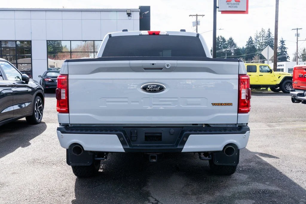 Used 2023 Gray Ford Tremor image 6