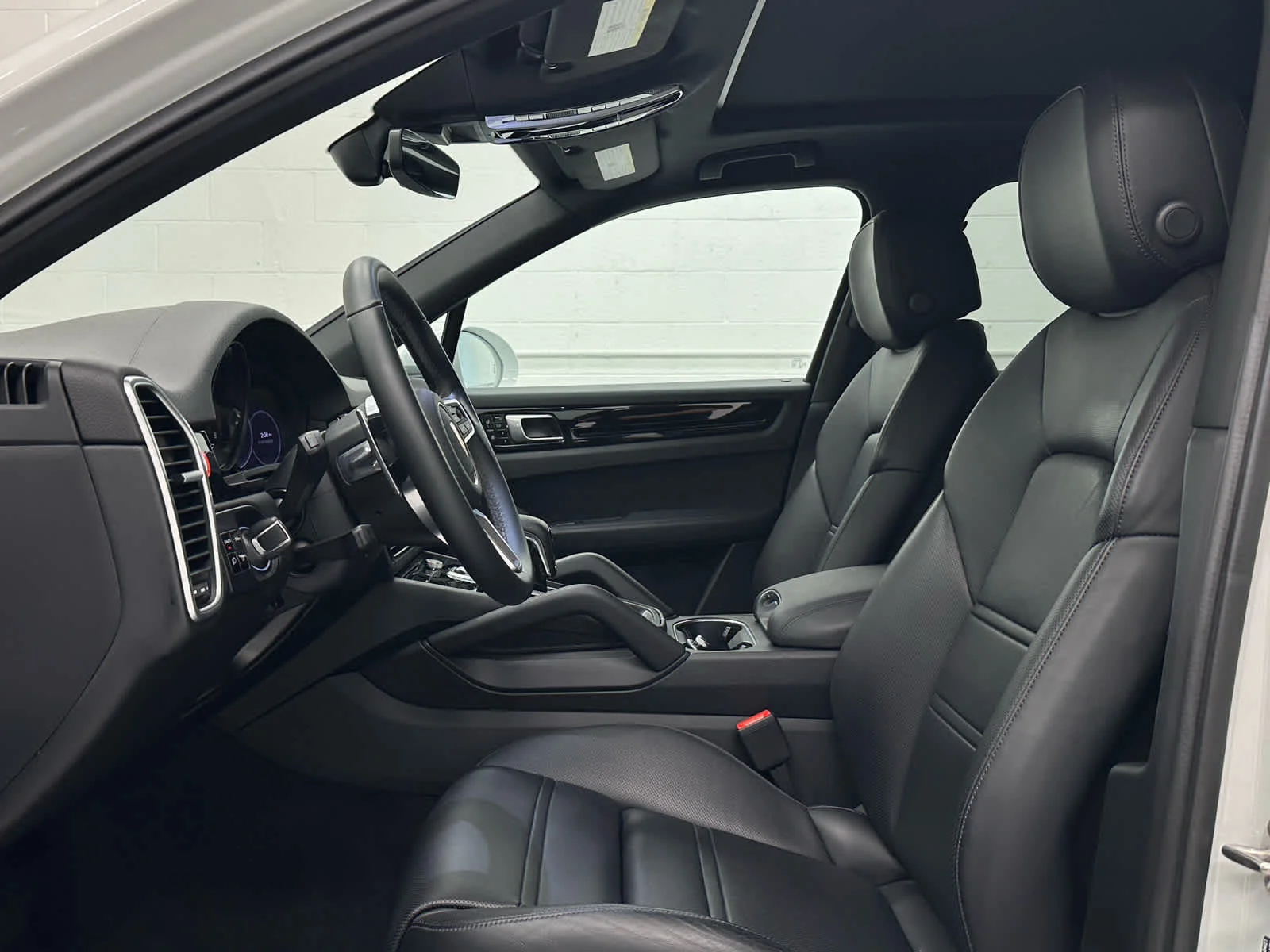 Used 2021 White Porsche  image 11