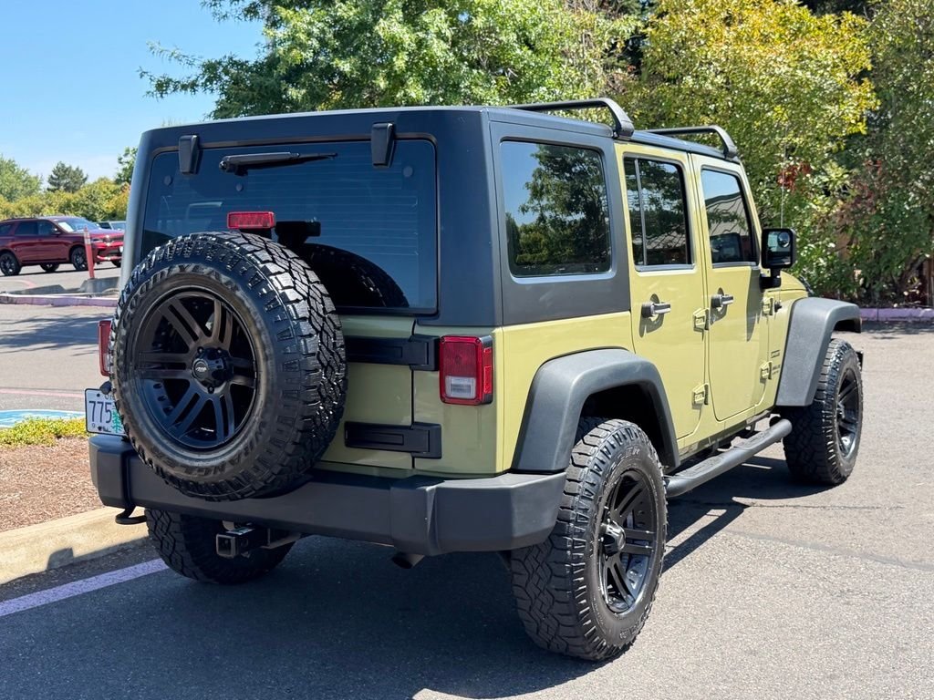 Used 2013 Commando Green Jeep Unlimited Sport image 6