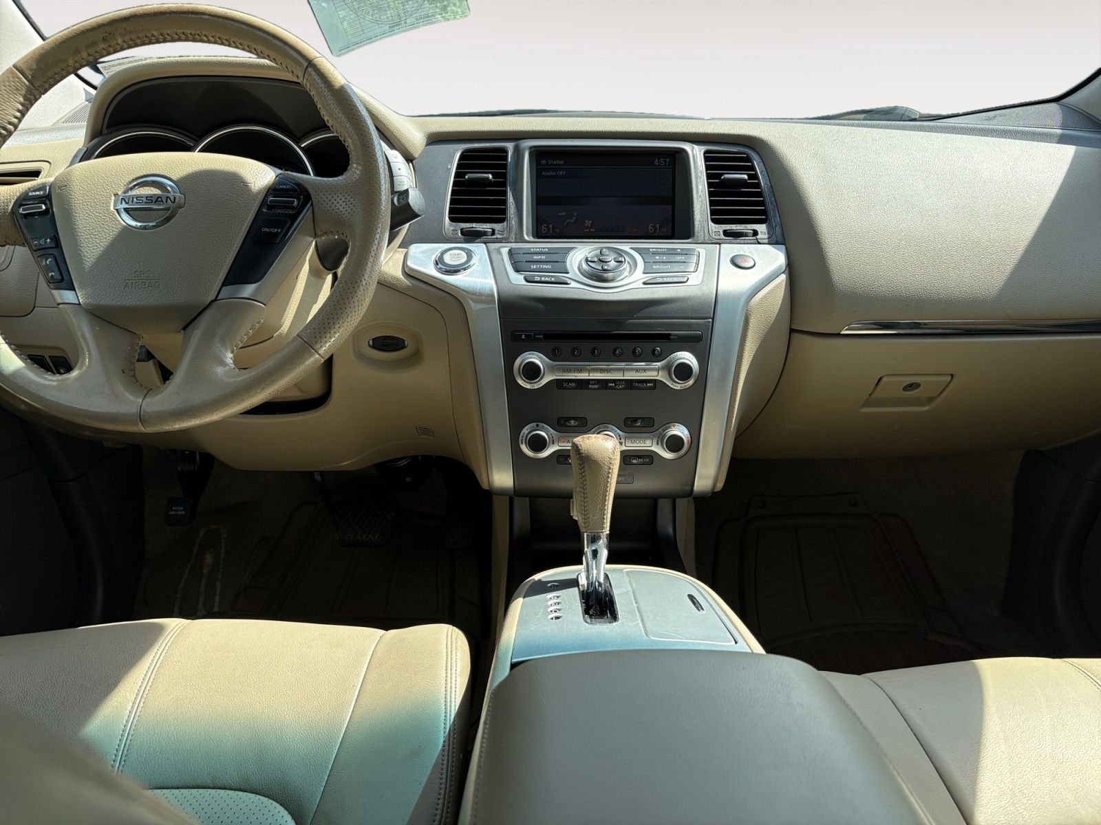Used 2014 Brown Nissan SL image 10