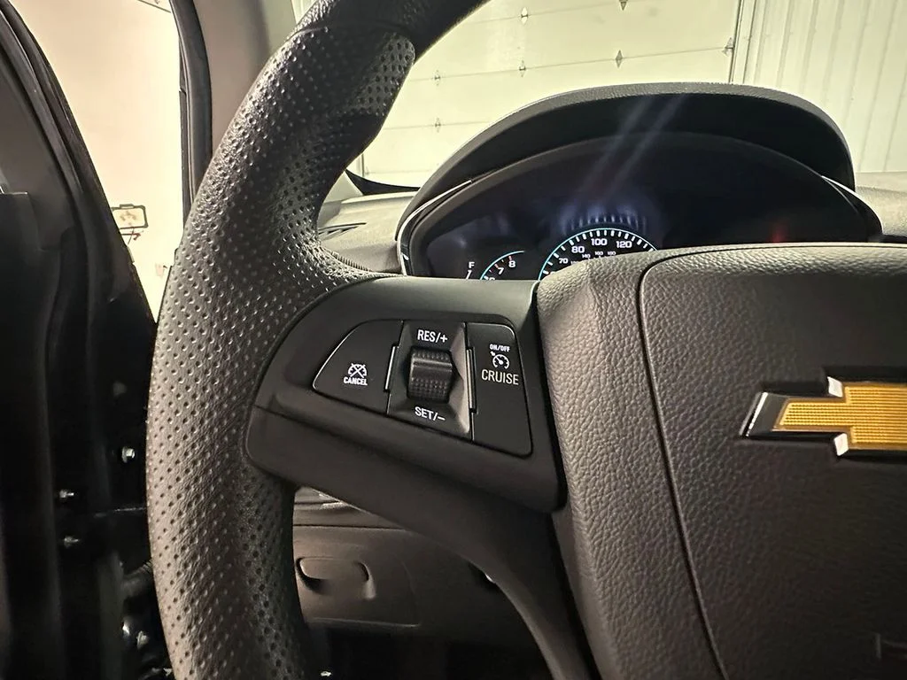 Used 2021 Blue Chevrolet LT image 30