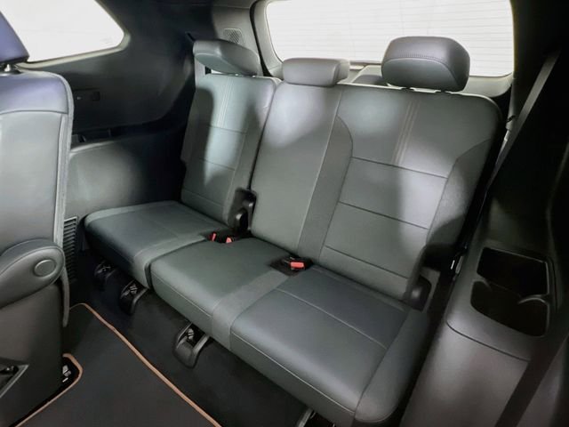 2024 GMC Acadia AT4 - Photo 36