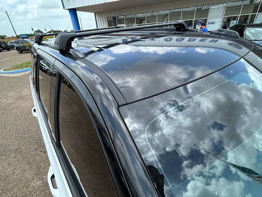 Used 2025 White Chevrolet LT image 7