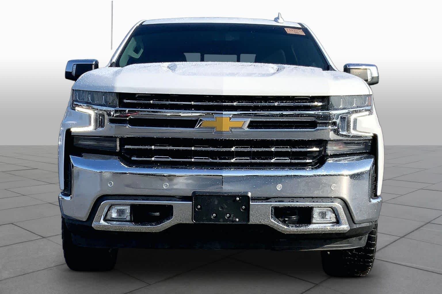 Used 2021 Summit White Chevrolet LTZ image 4