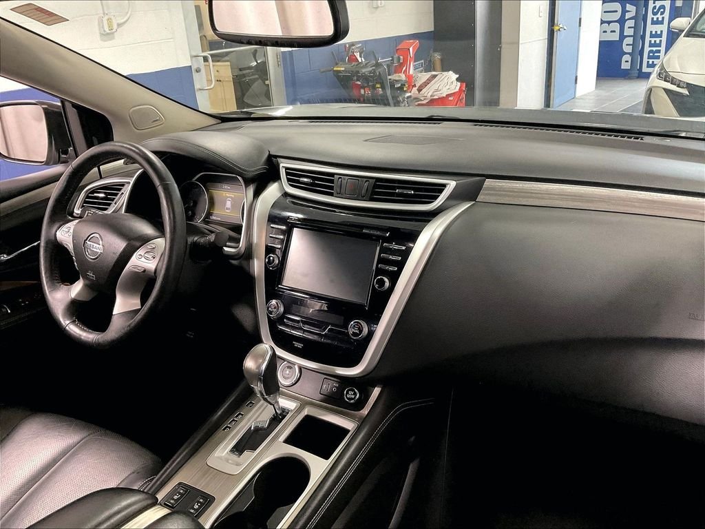 Used 2018 Gray Nissan SL image 14