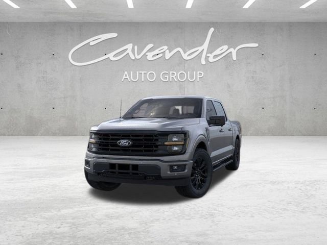 New 2026 Carbonized Gray Metallic Ford XLT image 2