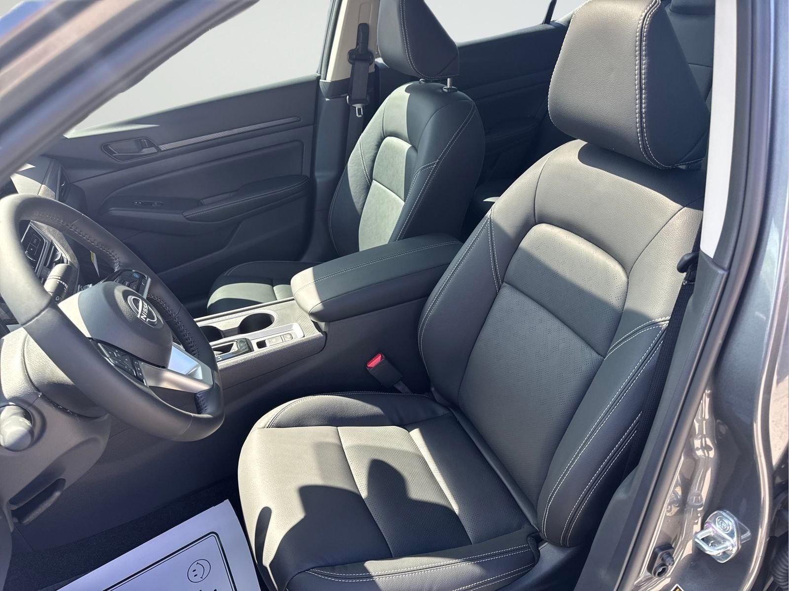 New 2026 Gray Nissan 2.5 SV image 27