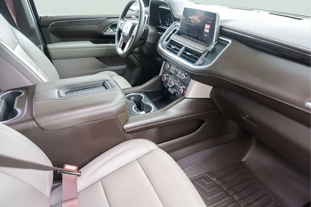 Used 2023 Beige GMC SLT image 34