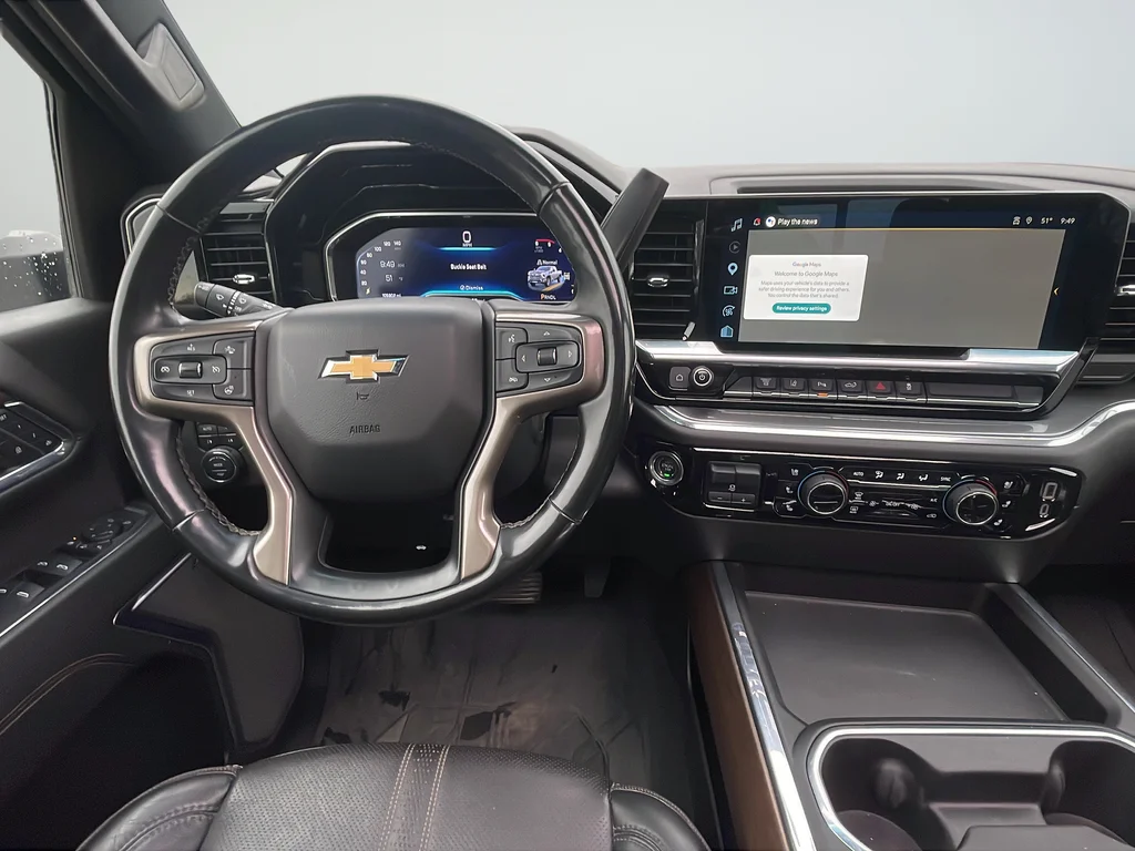 Used 2024 Black Chevrolet High Country image 36