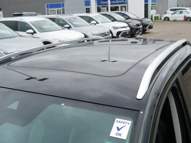 Certified Used 2023 Black Volkswagen 1.5T SEL image 11