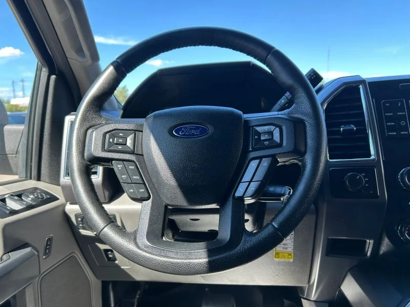 Used 2015 White Ford XLT Pickup 4D 6 1/2 ft image 38