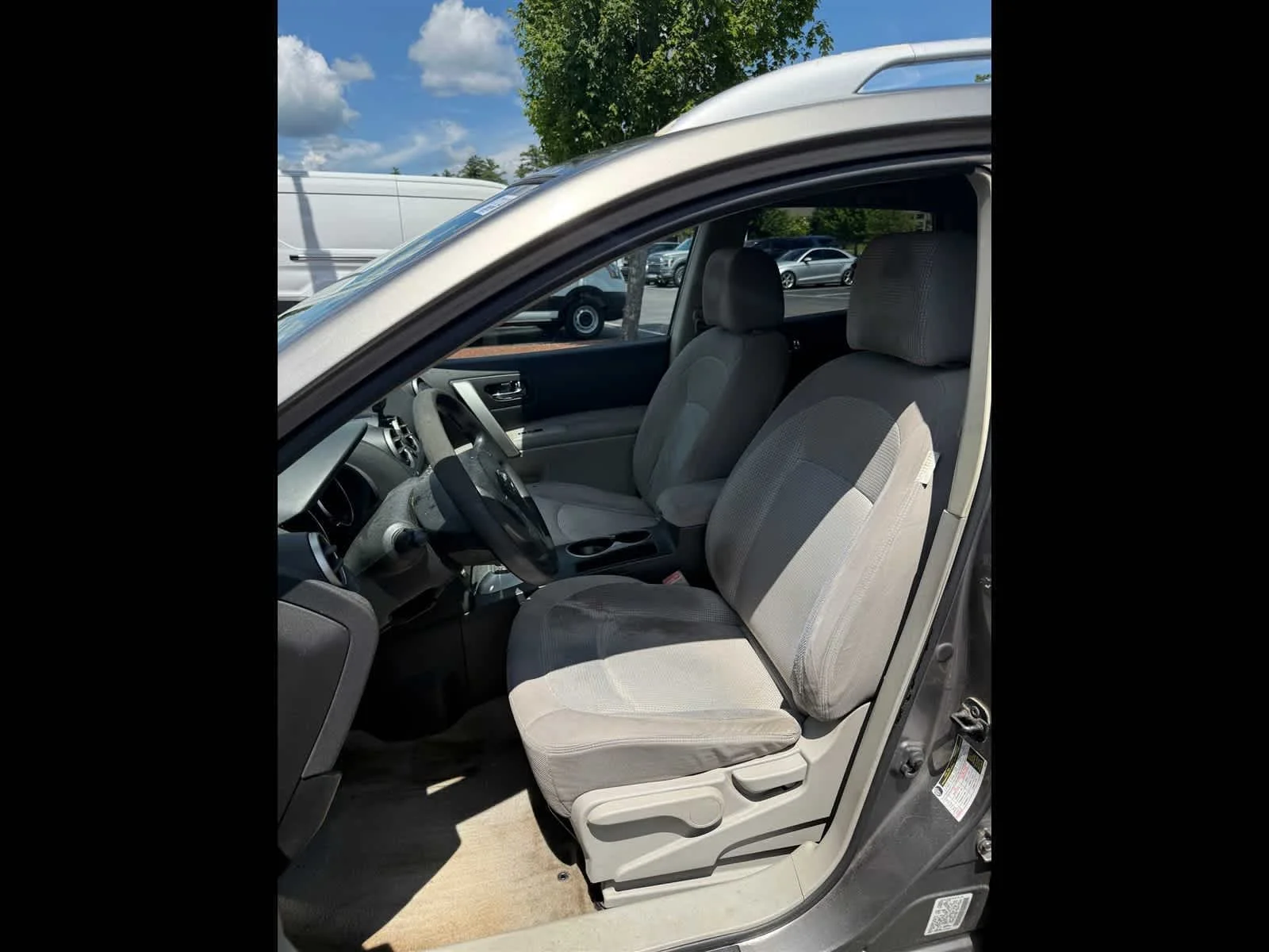 Used 2008 Silver Ice Metallic Nissan SL image 6